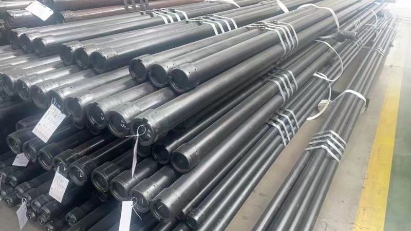 Tiêu chuẩn API 5CT 13-3/8 STC chống áp suất cao P110 ống và vỏ hoàn chỉnh với vòng an toàn và với núm vú