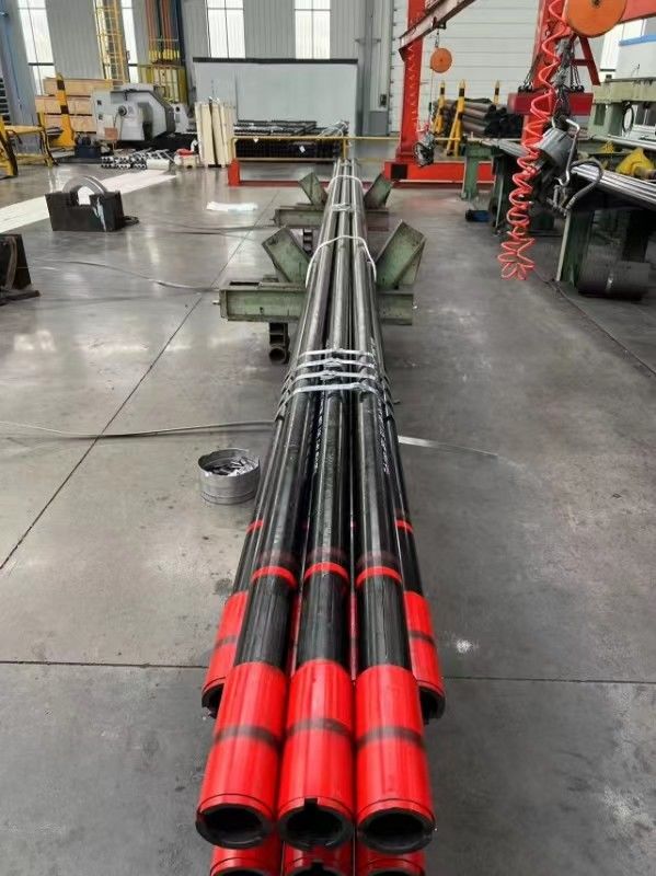 Lớp phủ nhựa bên trong để ngăn ngừa ăn mòn và ngăn chặn quy mô 54.5 LB / FT API 5CT L80 ống và ống ống